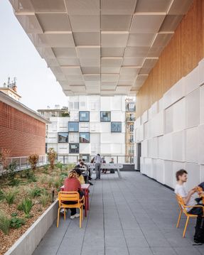 42up School Extension