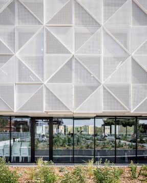 42up School Extension