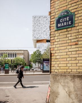 42up School Extension