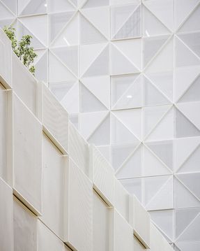 42up School Extension