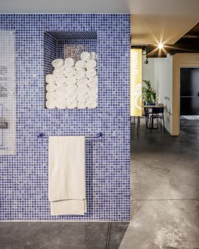 42up School Extension