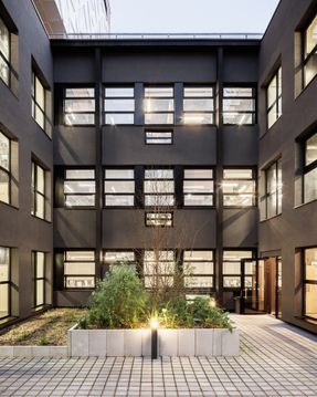 42up School Extension