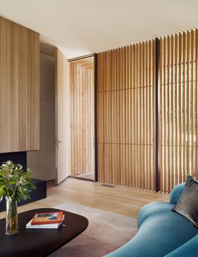 Falcon Ledge Residence