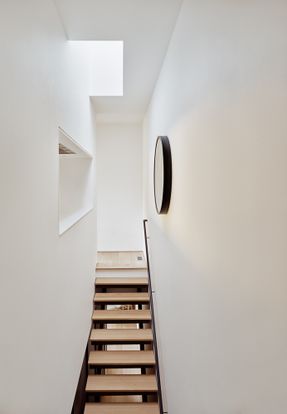 Falcon Ledge Residence