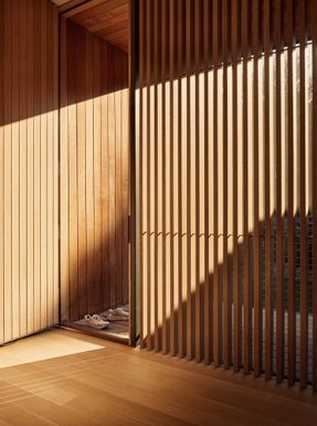 Falcon Ledge Residence