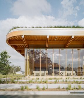 First Building, Bradfield City Centre