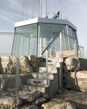 Phare Ylliam Lighthouse