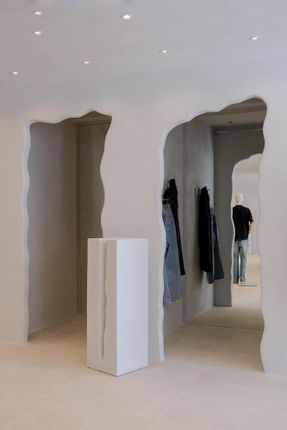 Erosion Buzë Mustaqe Showroom