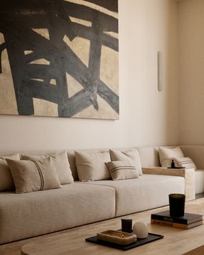 Place des États-Unis Residential Apartment