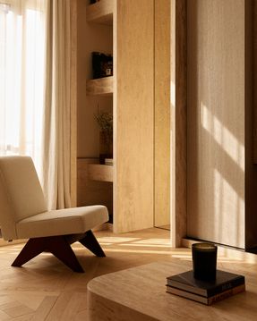 Place des États-Unis Residential Apartment