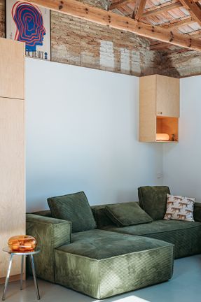 Cruda House