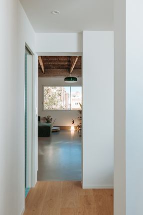 Cruda House