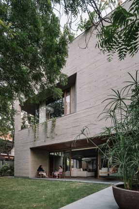 MS House
