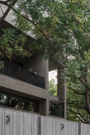 MS House
