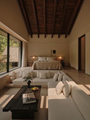 Zoland·emei, Resort