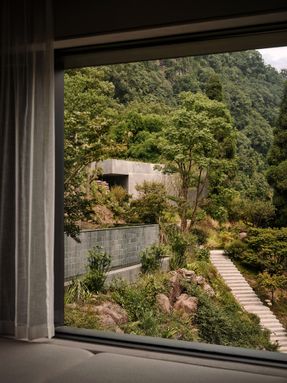 Zoland·emei, Resort