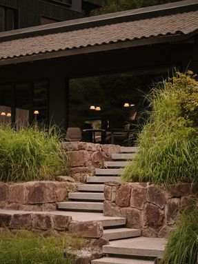 Zoland·emei, Resort