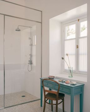 Plaka House