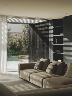 899 - S29 House