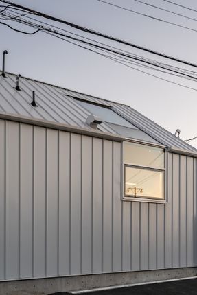 Anzio Laneway House