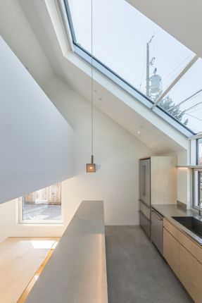 Anzio Laneway House