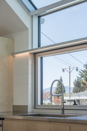 Anzio Laneway House