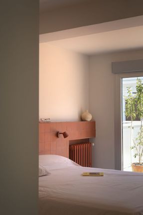 Villa T