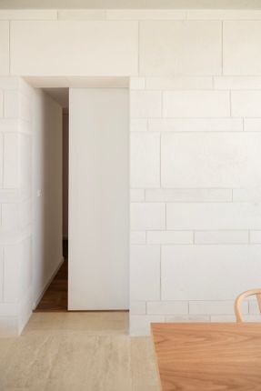 Tneib House
