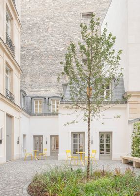François Ier Building