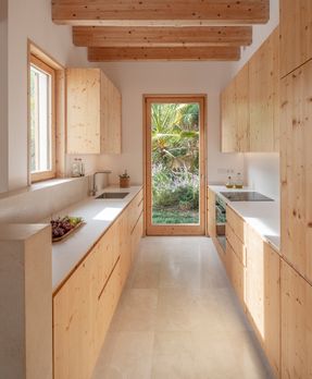 Puigpunyent Eco-passive House