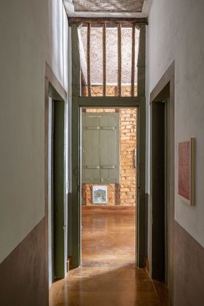 Calambau House