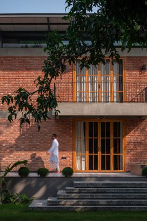 The Gorakhpur Farmhouse