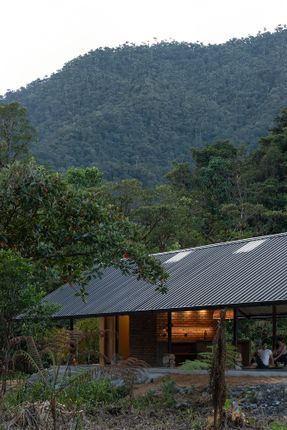 River Terrace