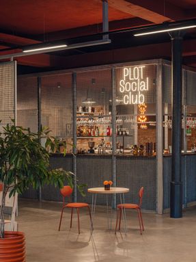 Non-Commercial Cultural Hub