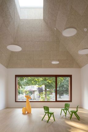 Kinder Rain Kindergarten