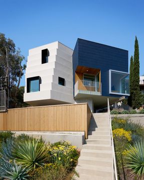 Ivan Hill Adu Residence