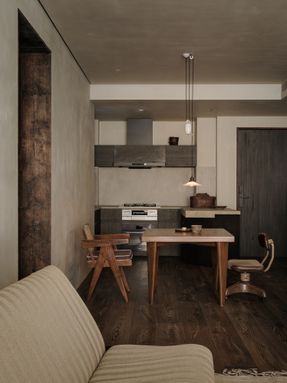 A Young Artist’s Home In Collected Time
