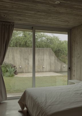 Clausura House