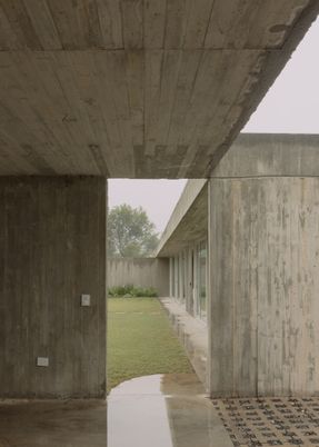 Clausura House