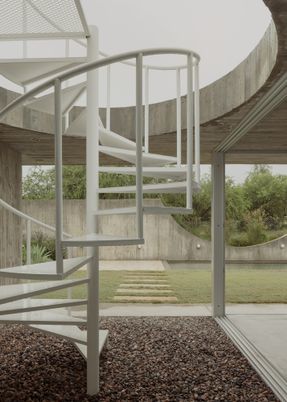 Clausura House