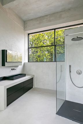C Mil Building Renovation