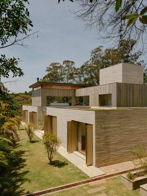 JL Dam House