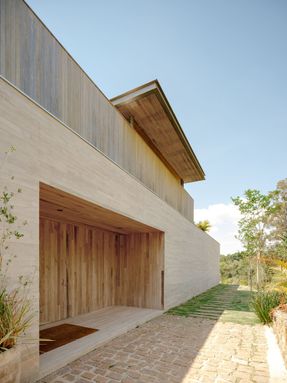 JL Dam House