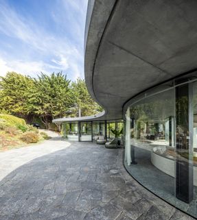 “S” House