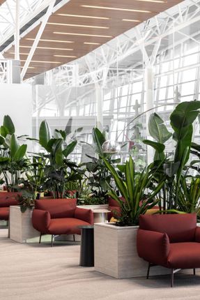 Aspire Westjet Lounge