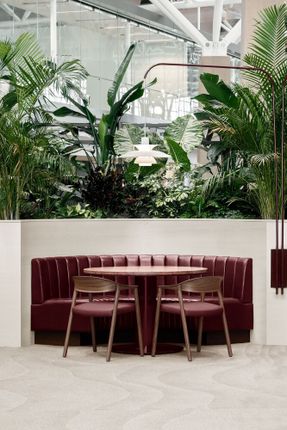 Aspire Westjet Lounge