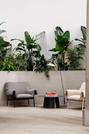 Aspire Westjet Lounge