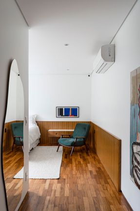 Ostra House