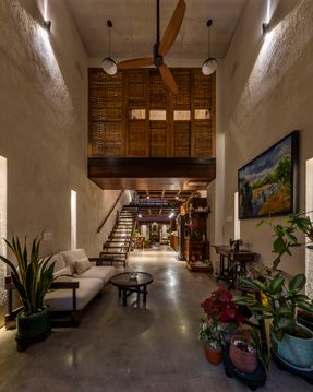 S House