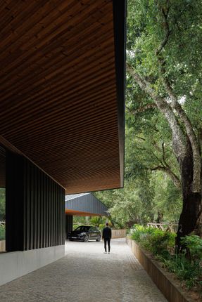 Cc House – Quinta Dos Carvalhos